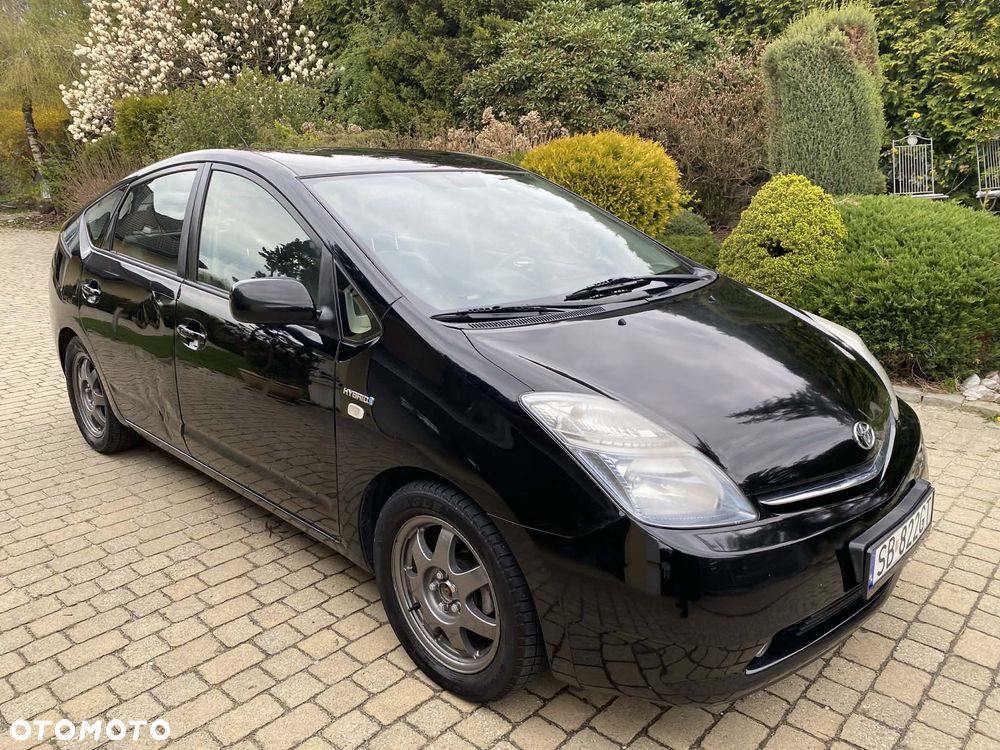 Toyota Prius 1.5 VVT-i Sol - 17