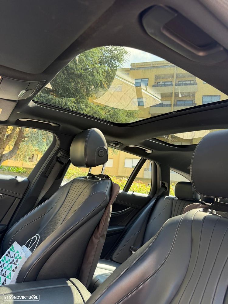 Mercedes-Benz E 220 - 16