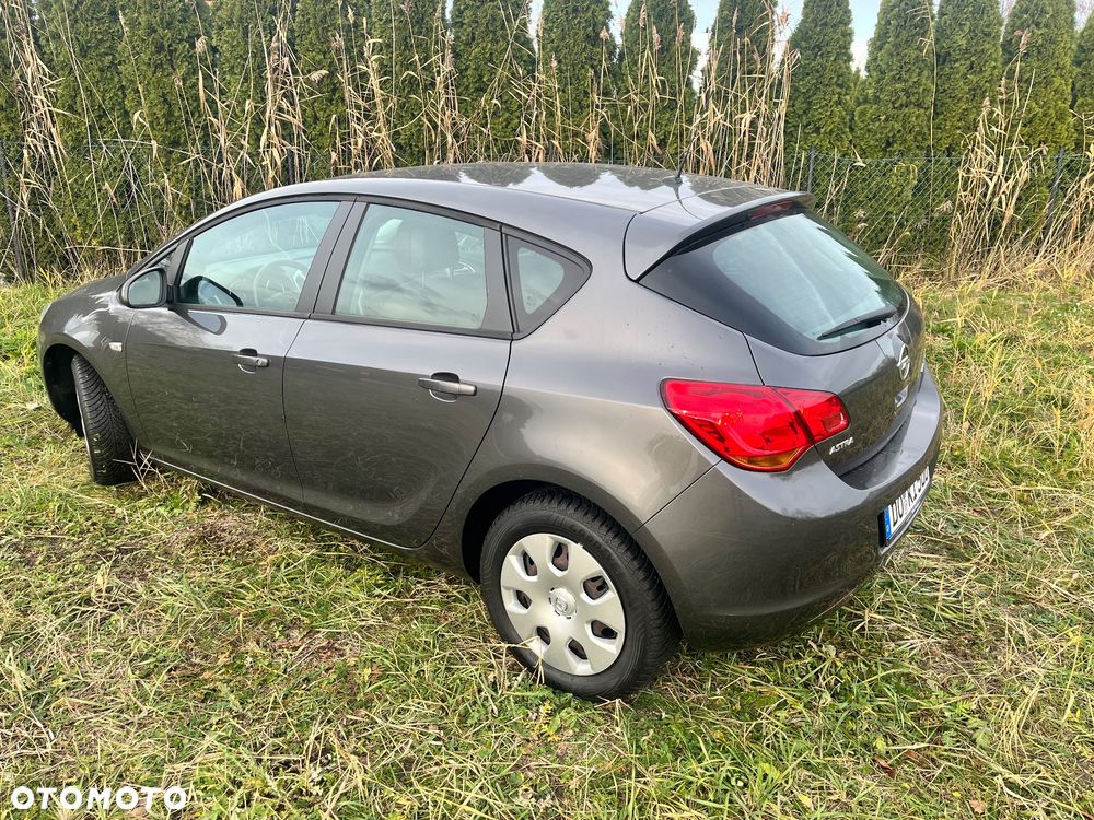 Opel Astra 1.4 Edition - 4