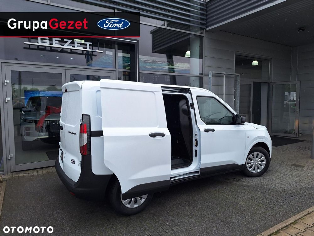 Ford Transit Courier - 3