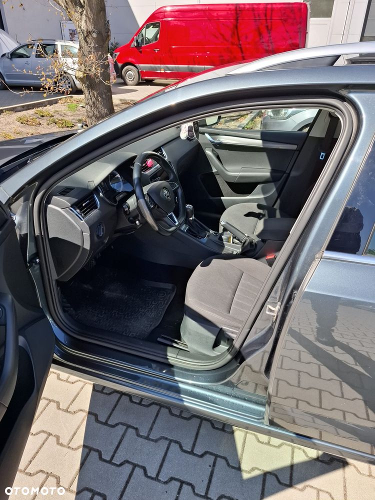 Skoda Octavia 1.5 TSI GPF ACT Style DSG - 10