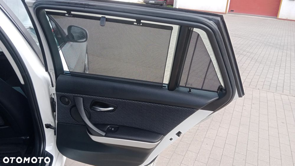 BMW Seria 3 318d DPF Edition Exclusive - 11