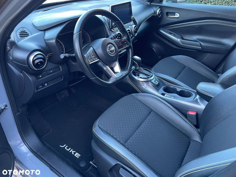 Nissan Juke 1.0 DIG-T DCT Kiiro - 10