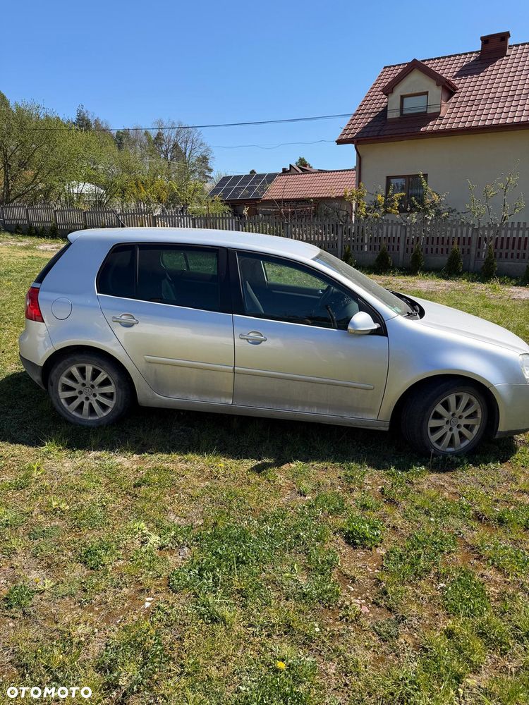 Volkswagen Golf - 8