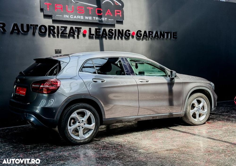 Mercedes-Benz GLA 200 d 4MATIC 7G-DCT Urban - 10