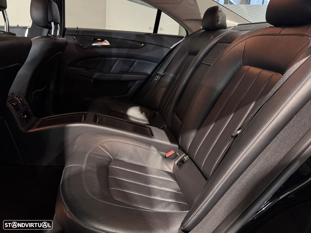 Mercedes-Benz CLS 350 BlueTEC - 24