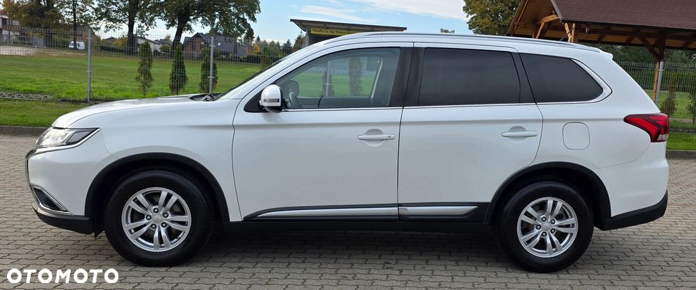 Mitsubishi Outlander 2.0 Instyle Navi 4WD CVT - 8