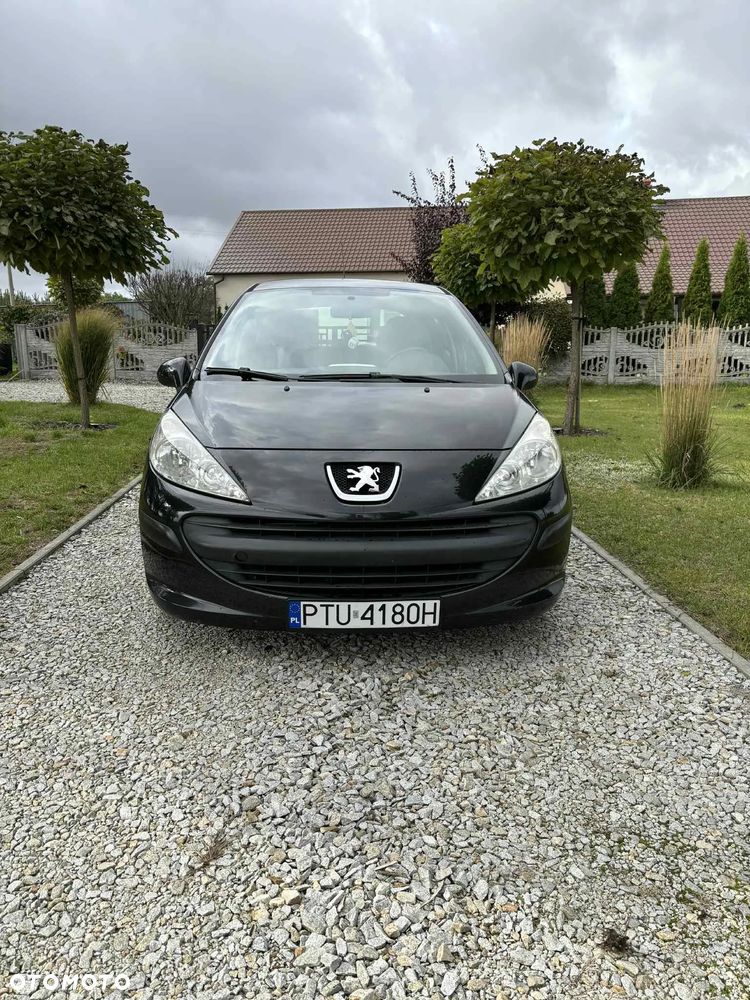 Peugeot 207 - 2