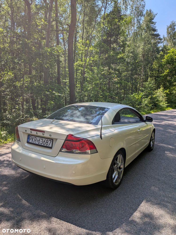 Volvo C70 2.0D Summum - 2