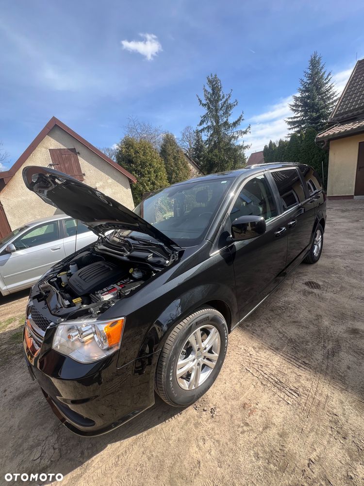 Dodge Grand Caravan 3.6 R/T - 6