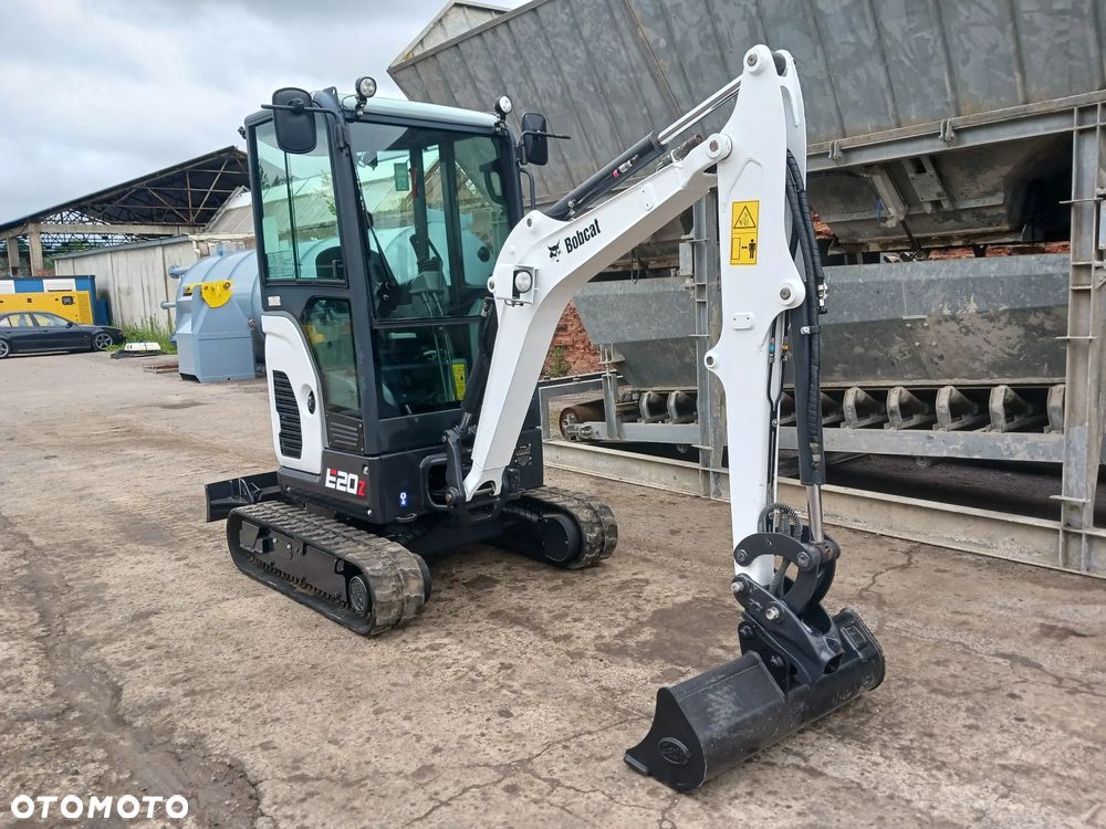 Bobcat E20Z - 4