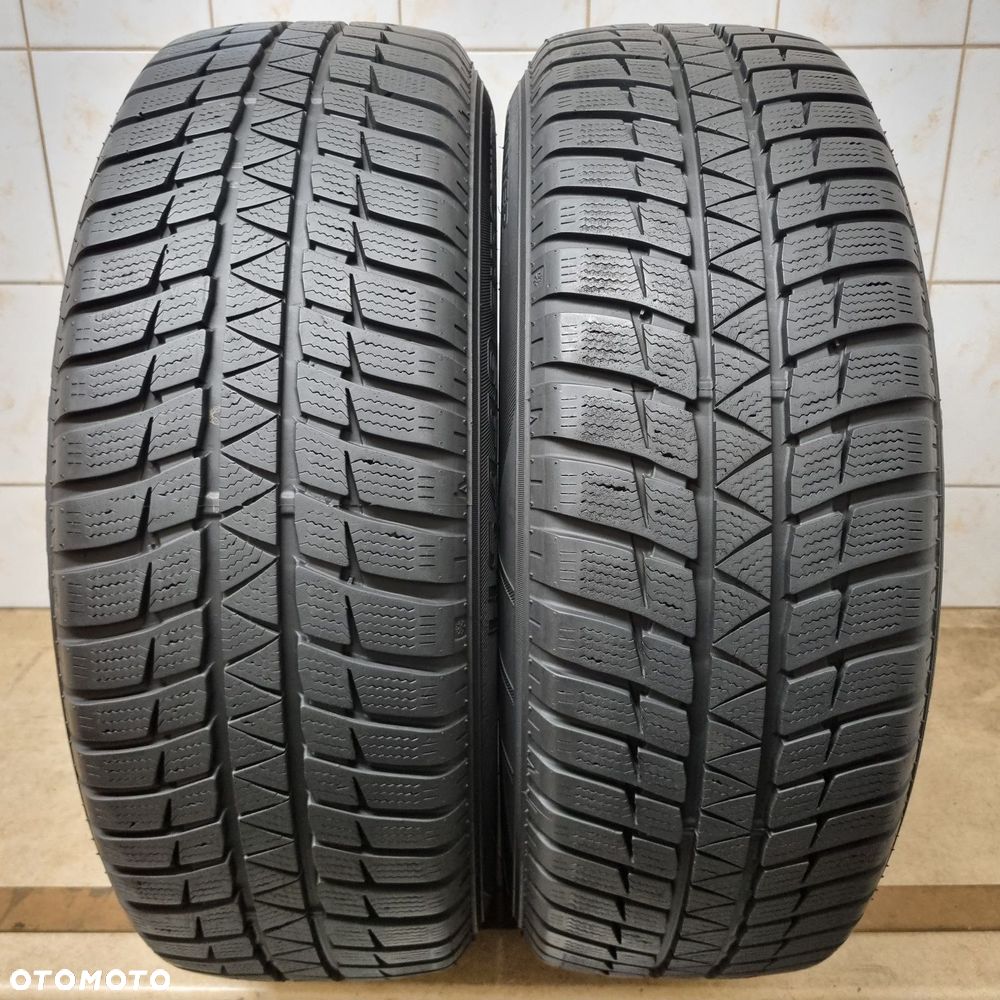 2 opony zimowe 215/60 R17 96H Falken HS449 Eurowinter