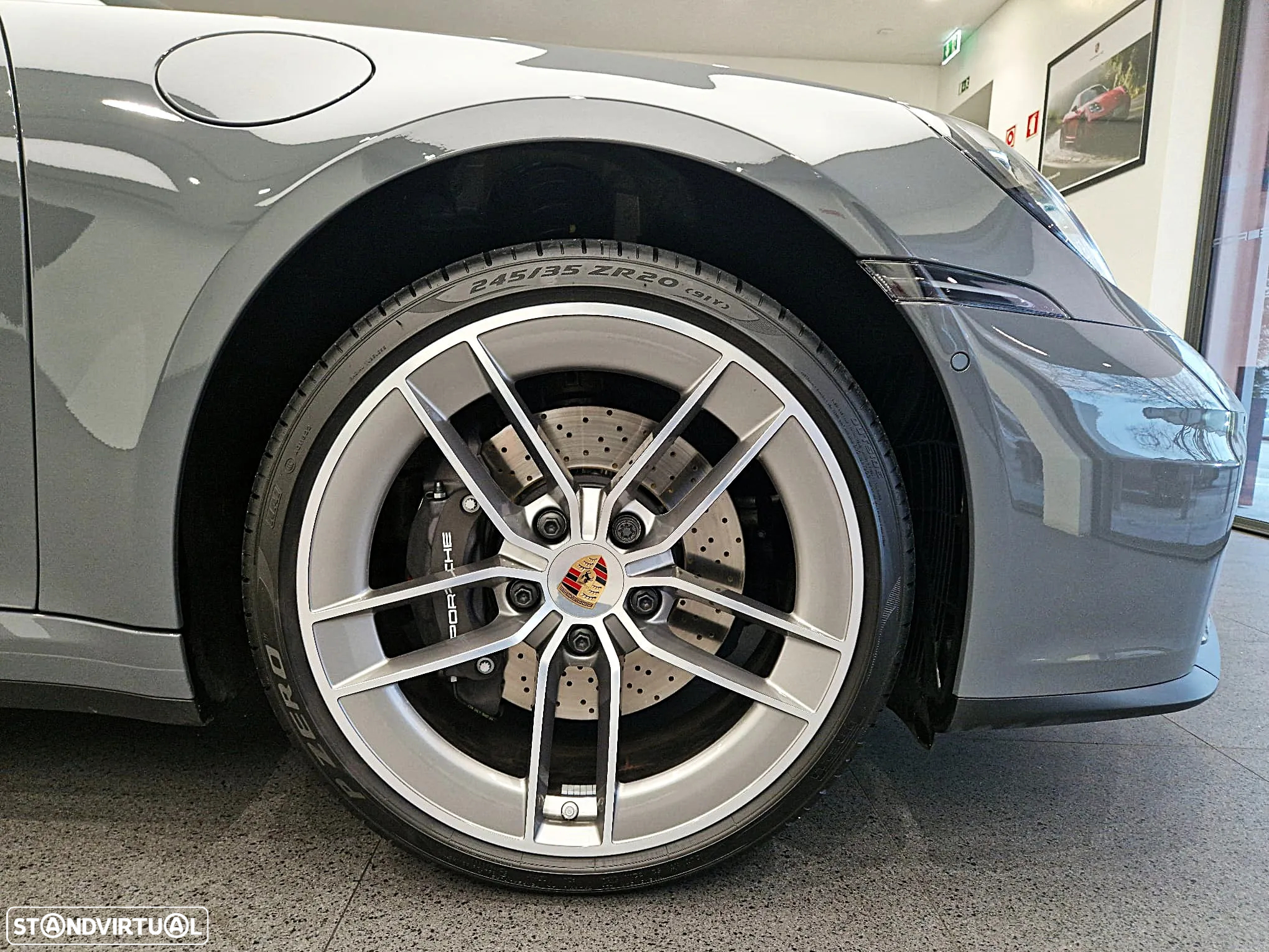 Porsche 911 (992) Carrera - 9
