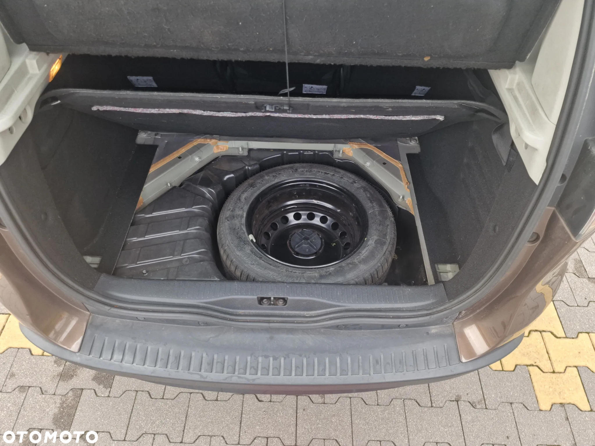 Renault Scenic 1.5dCi TomTom Edition - 14