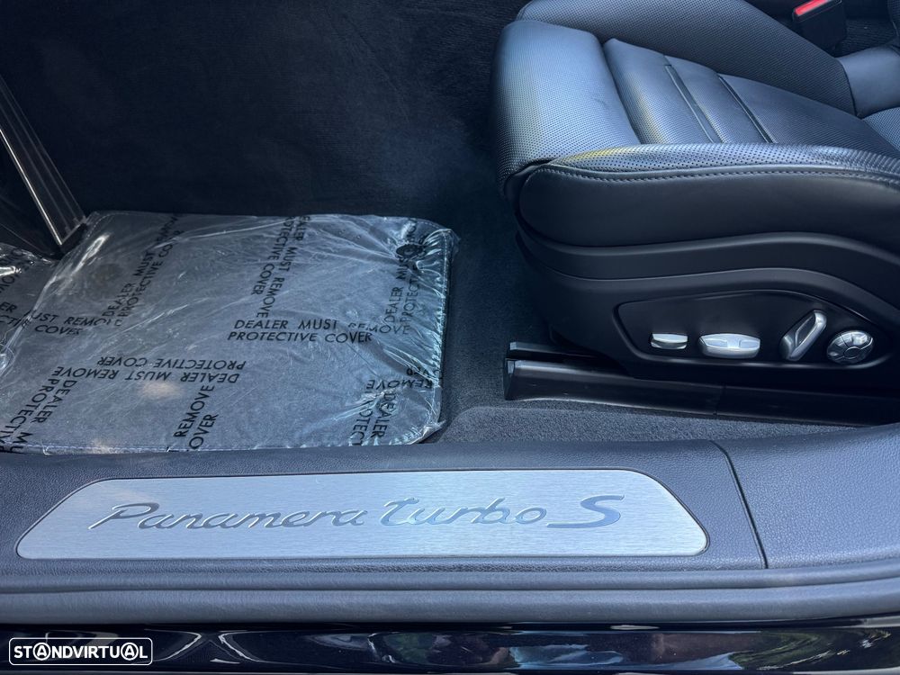 Porsche Panamera - 19