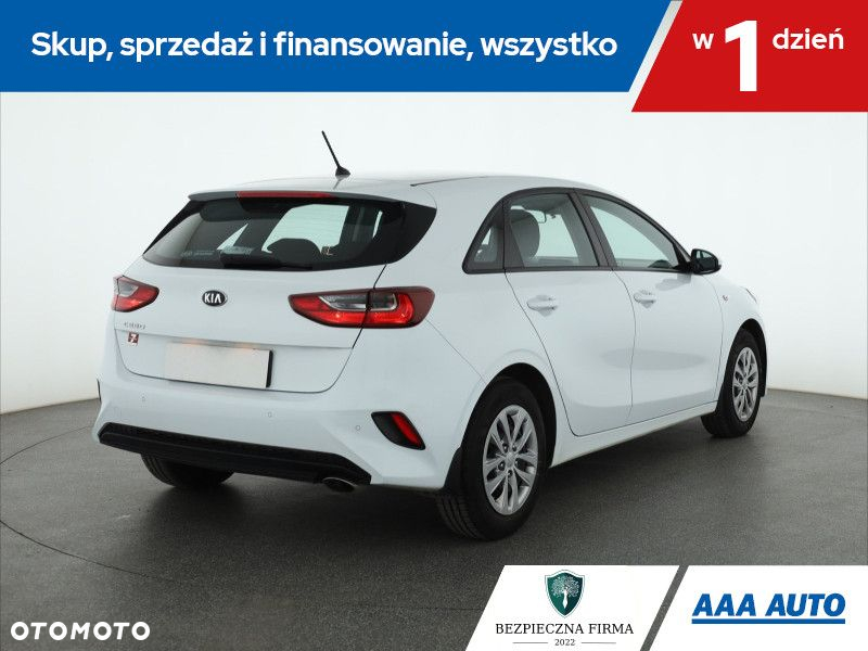 Kia Ceed - 6