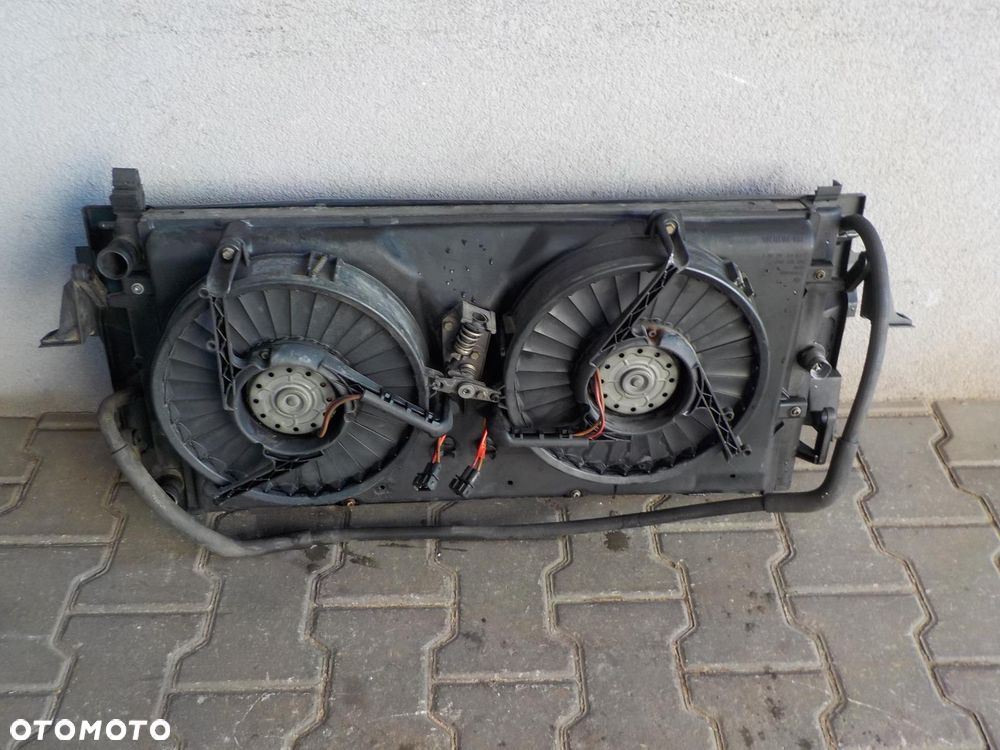 VW T4 1.9 2.4 2.5 CHŁODNICA WODY  WENTYLATORY KOMPLET STARY PRZÓD - 3