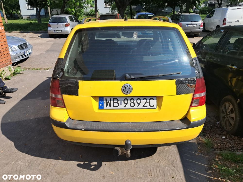 Volkswagen Golf - 5