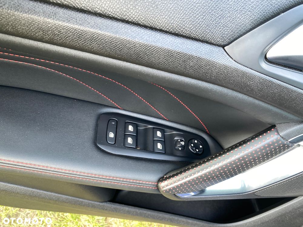 Peugeot 208 1.2 PureTech GT Line S&S - 15