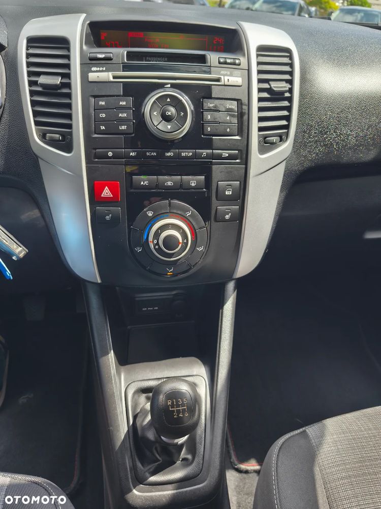 Kia Venga 1.4 CRDi 90 Attract - 13