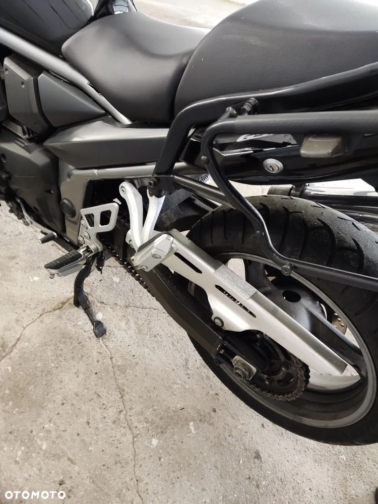 Suzuki GSX - 14