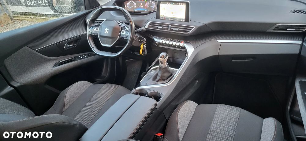 Peugeot 5008 PureTech 130 Active - 16