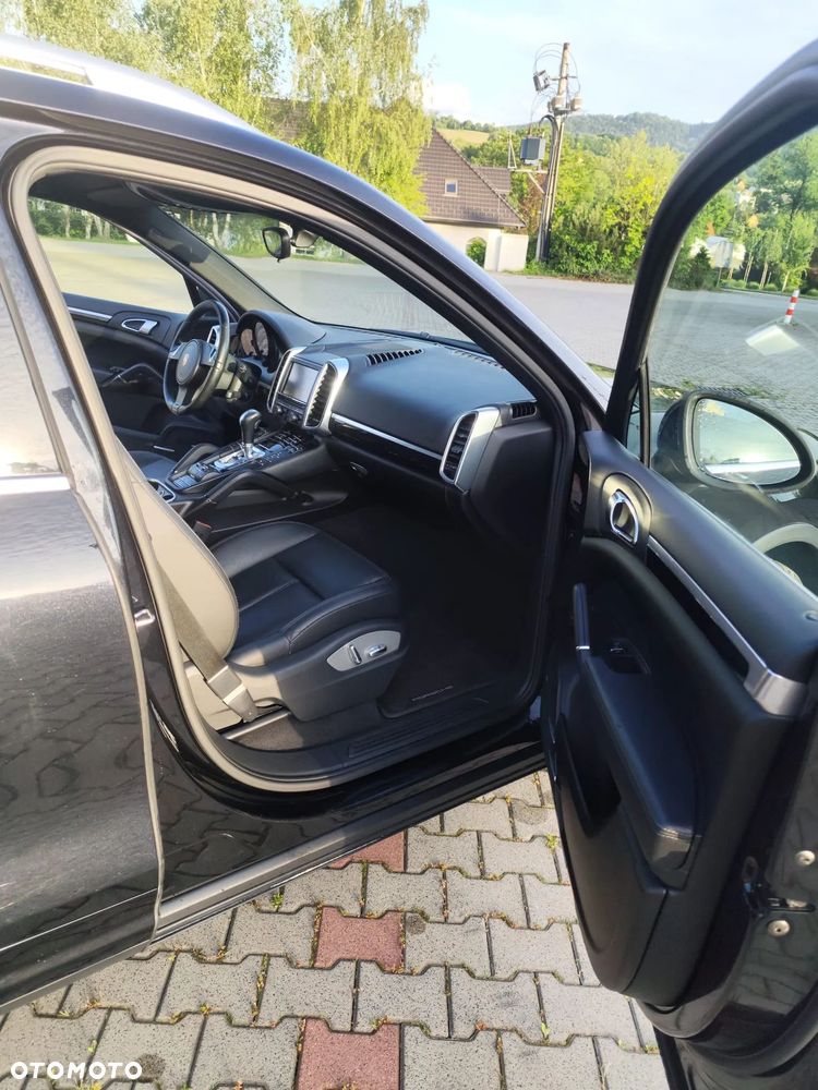 Porsche Cayenne Diesel Platinum Edition - 9