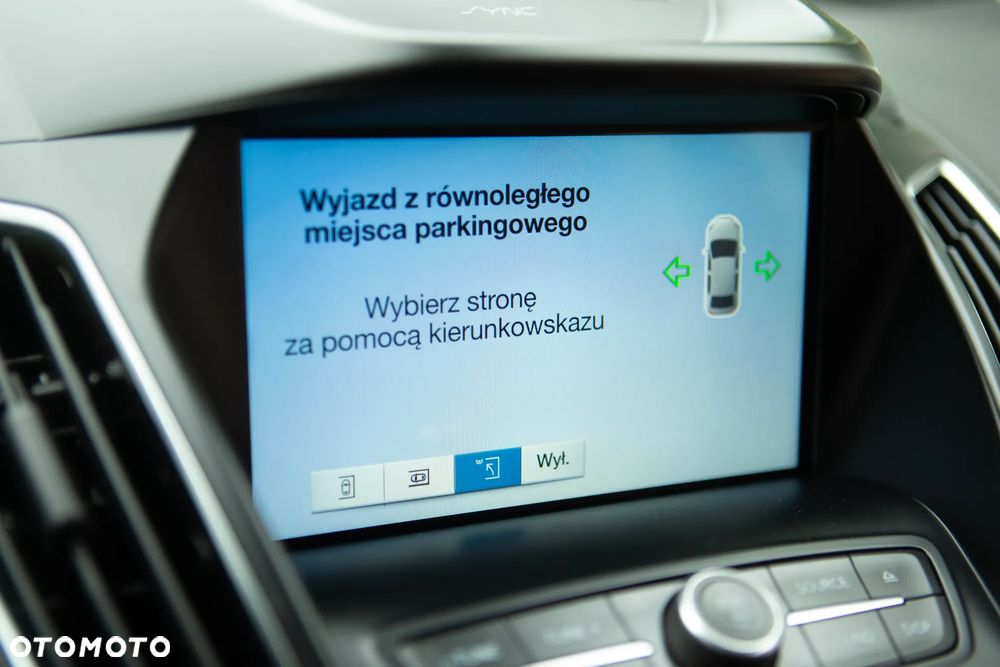 Ford Grand C-MAX - 30