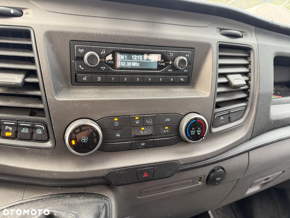 Ford Transit - 21