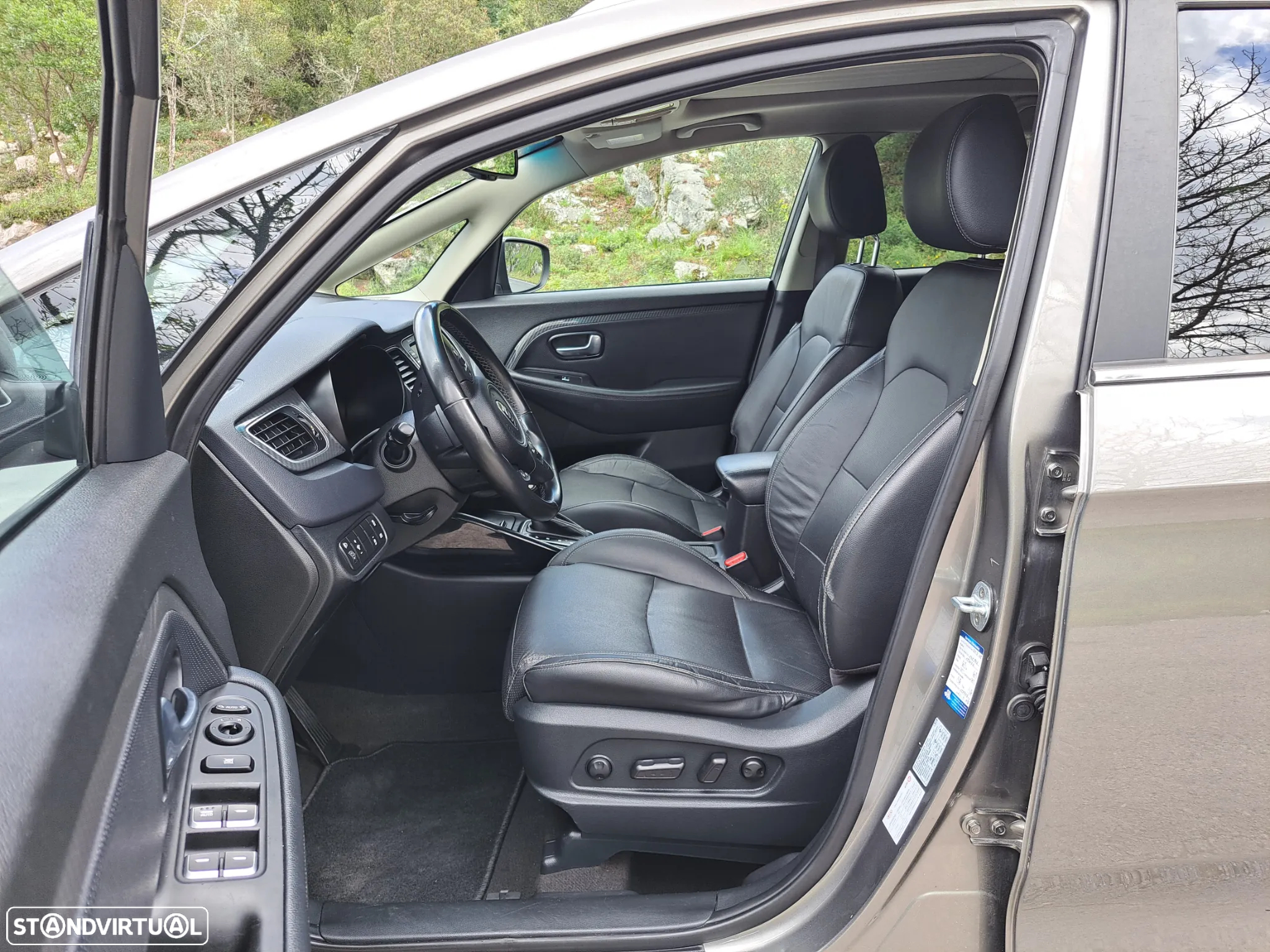 Kia Carens 1.7 CRDi ISG TX - 13