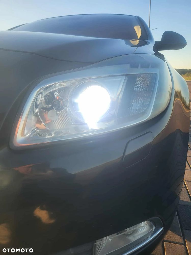 Opel Insignia 2.0 CDTI Cosmo ecoFLEX - 11