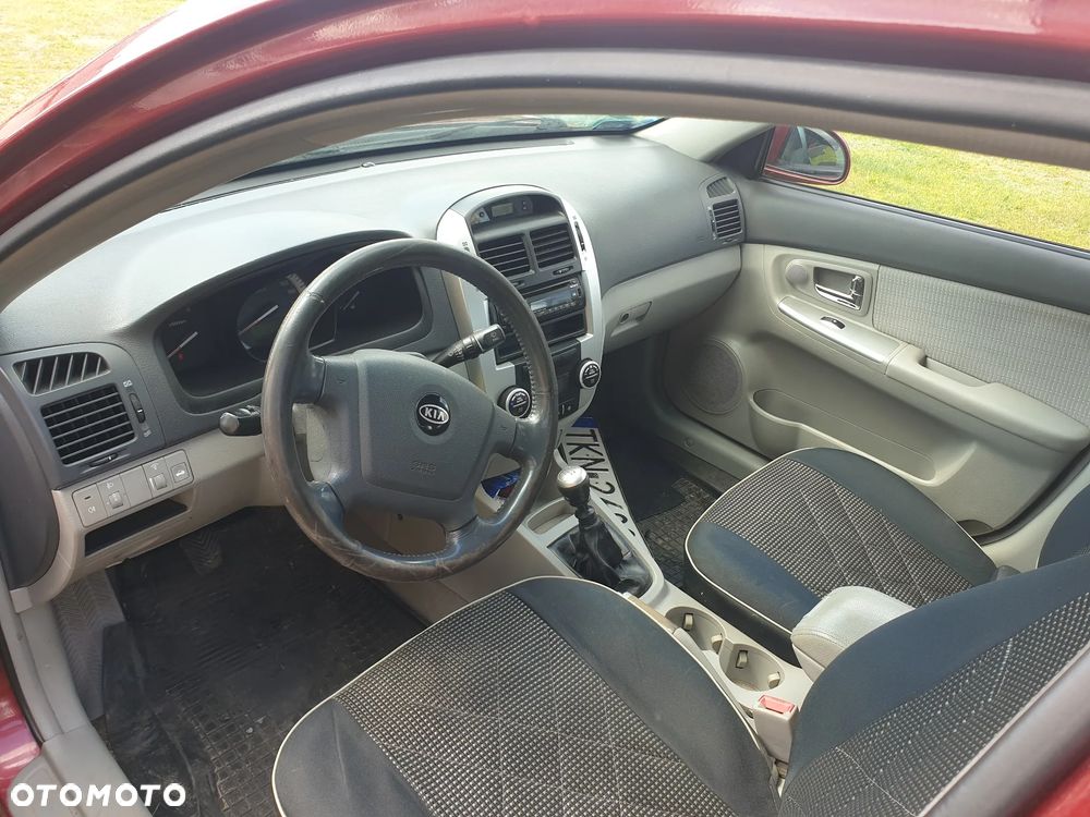 Kia Cerato 1.6 CRDi Comfort - 4