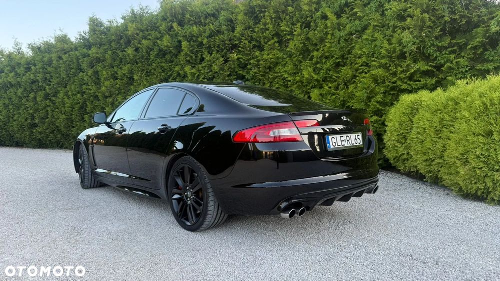 Jaguar XF - 3