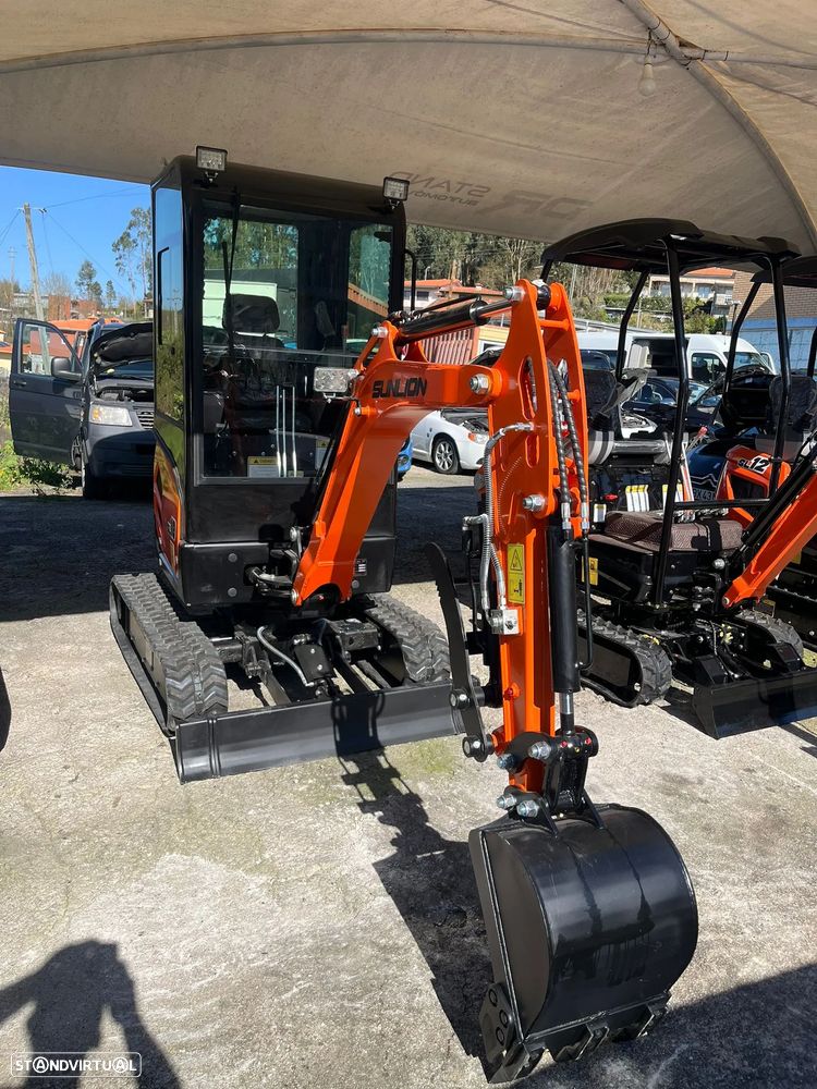 Kubota mini giratoria d722 - 1