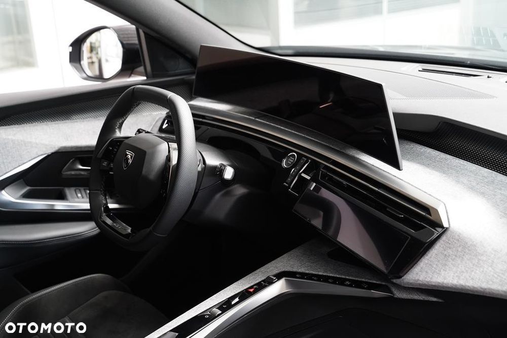 Peugeot 3008 1.2 PureTech mHEV GT Exclusive e-DCS6 - 19