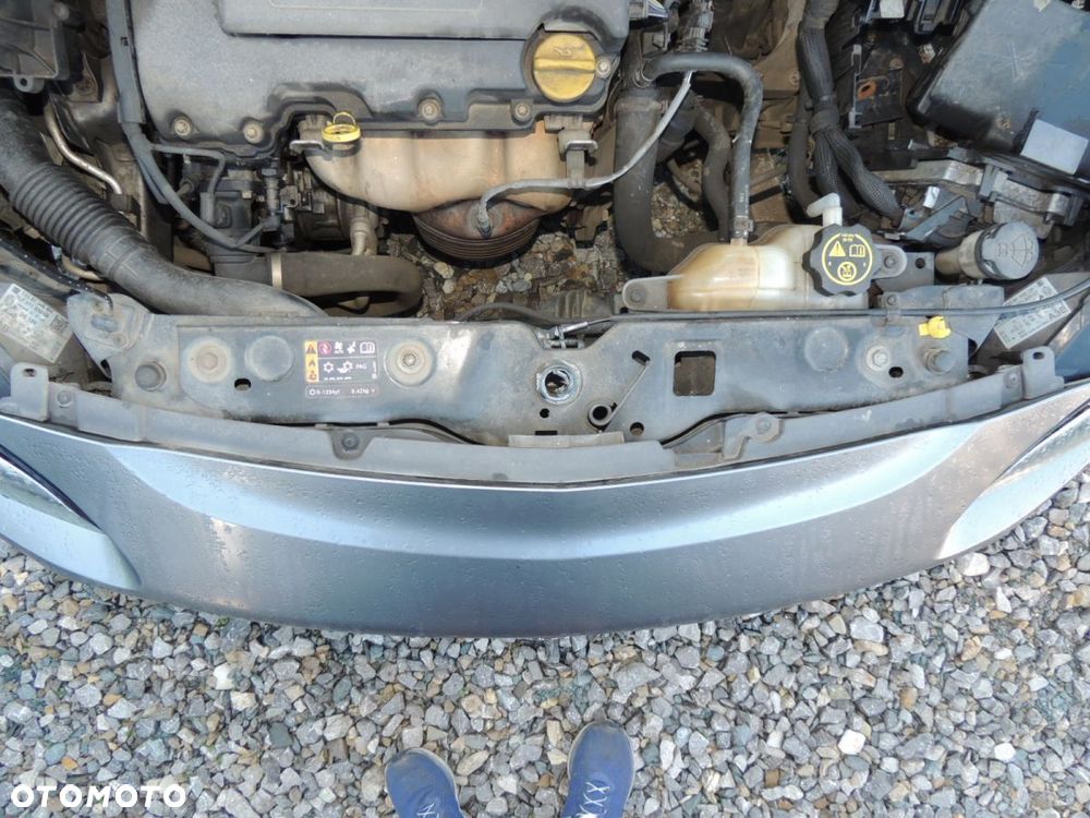 Pas przedni Opel Corsa E '16 - 3
