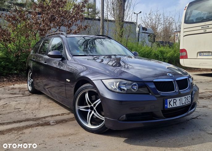 BMW Seria 3 320d Touring Sport-Aut Efficient Dynamics Edition