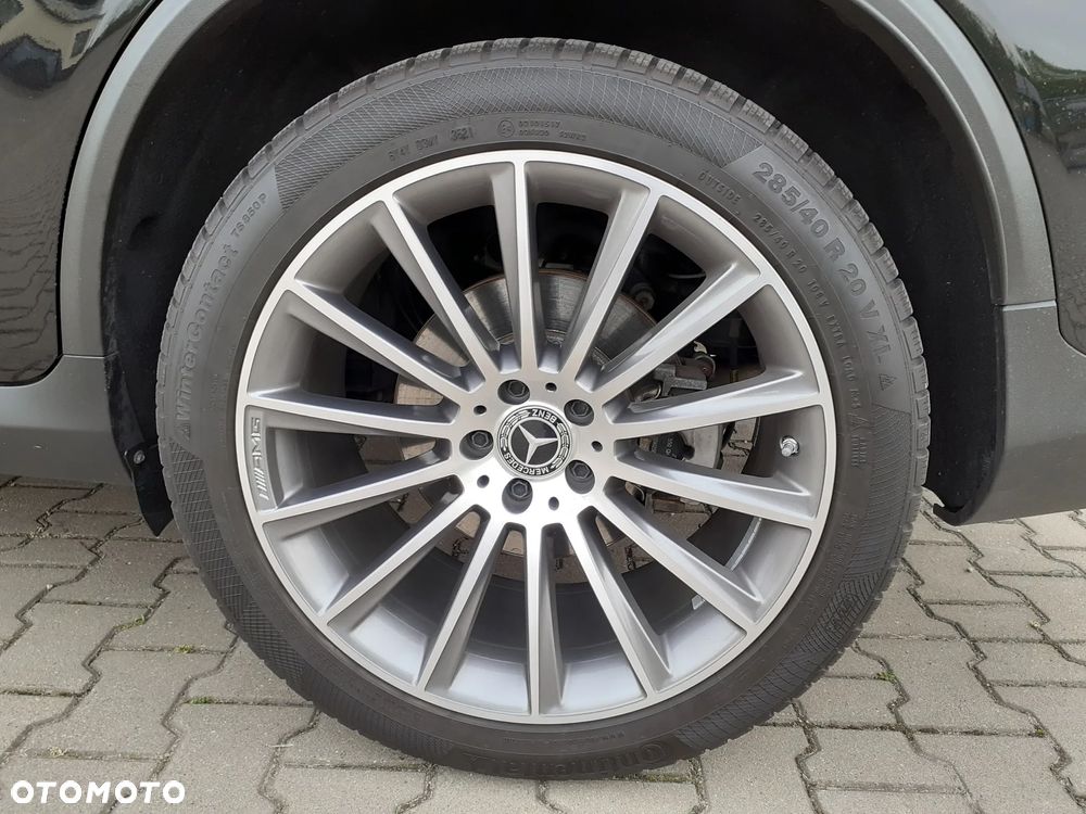 Mercedes-Benz GLC 300 d 4Matic 9G-TRONIC AMG Line Plus - 13