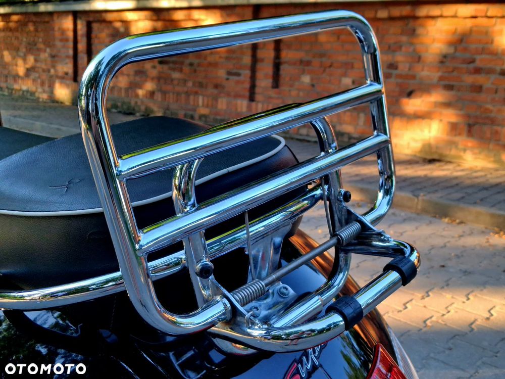 Vespa GTS - 19