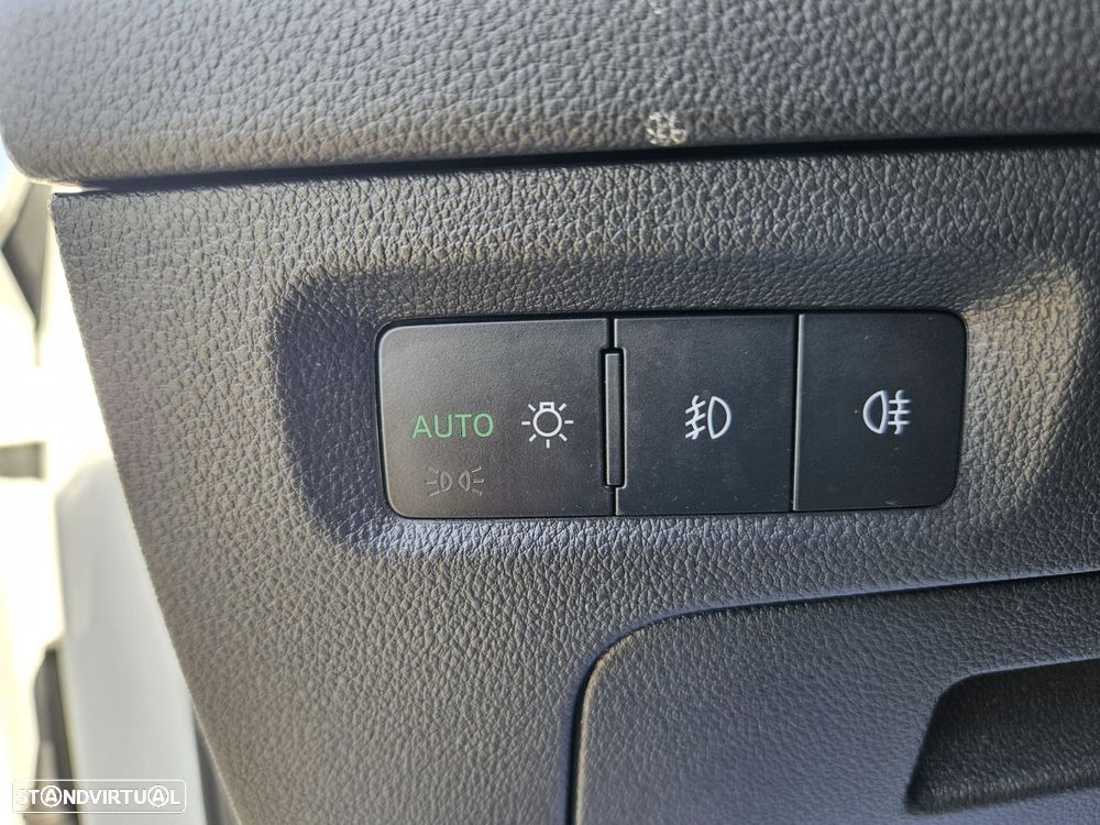 Skoda Octavia Break 1.4 TSi iV RS DSG - 37