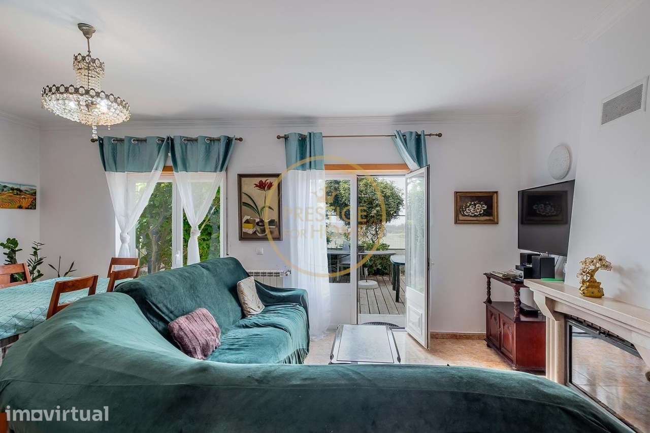 Moradia T3 com Suíte, Garagem, Quintal e Energias Renováveis – Santa B - Grande imagem: 3/37