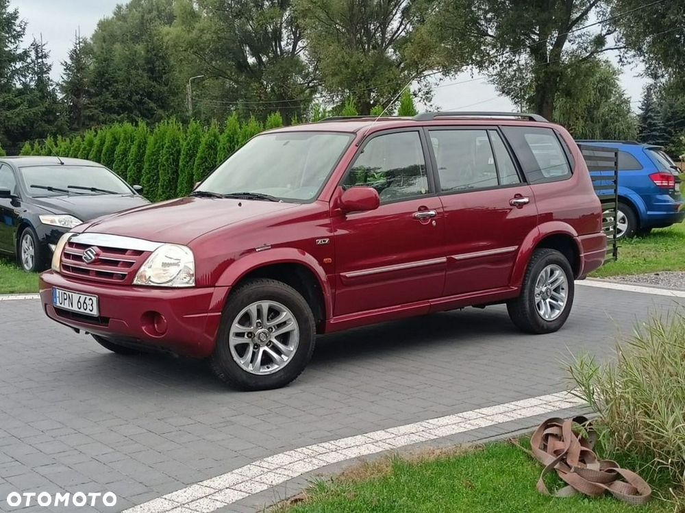 Suzuki XL7 - 3