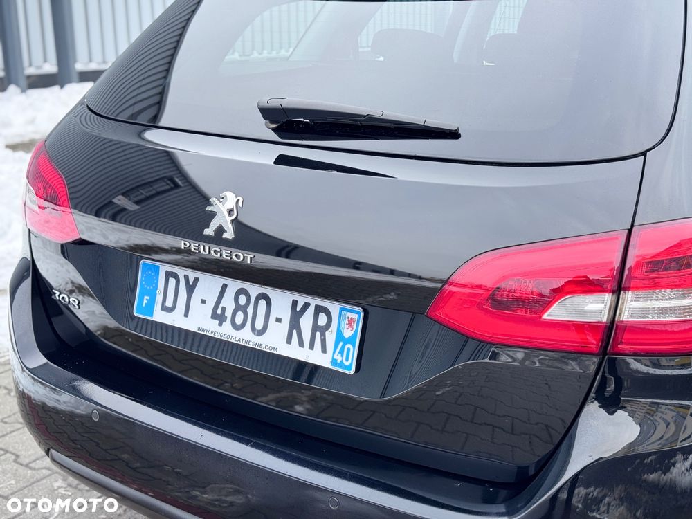 Peugeot 308 PureTech 130 GPF Stop & Start Active Business-Paket - 32