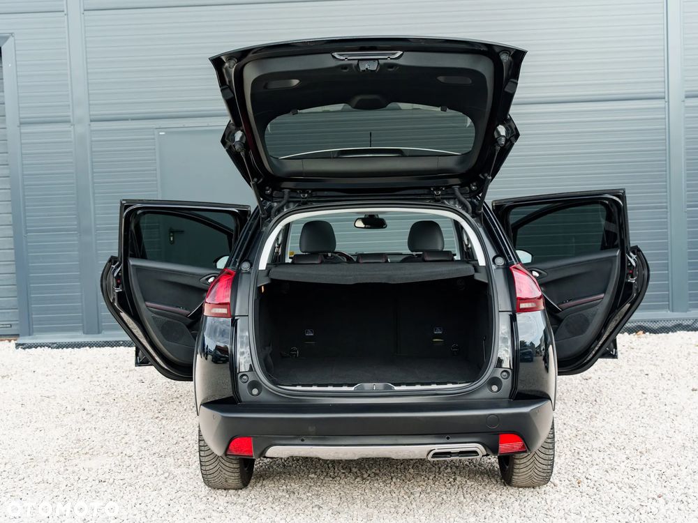 Peugeot 2008 BlueHDi 120 EAT6 Black Edition - 14