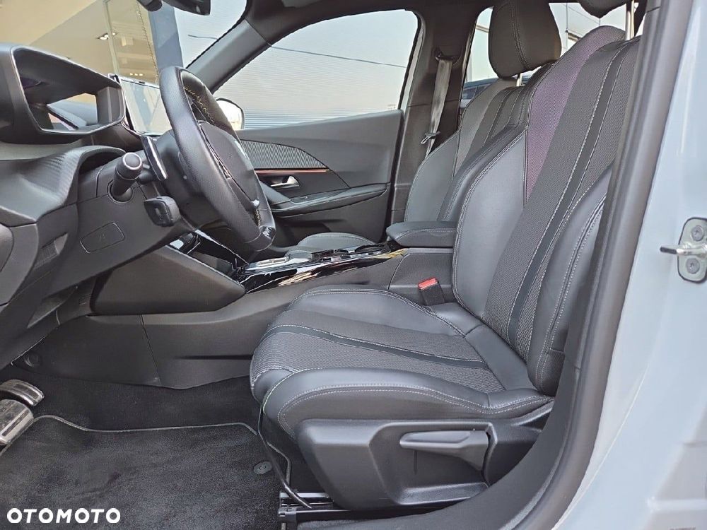 Peugeot 2008 1.2 PureTech GT S&S EAT8 - 9