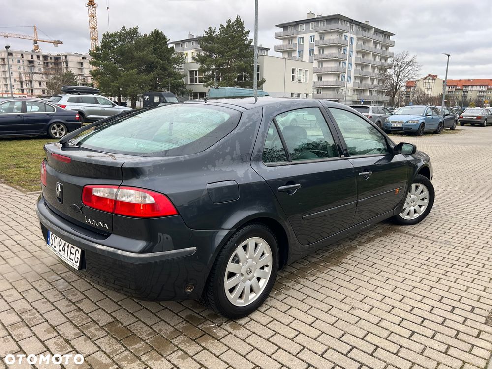 Renault Laguna - 5