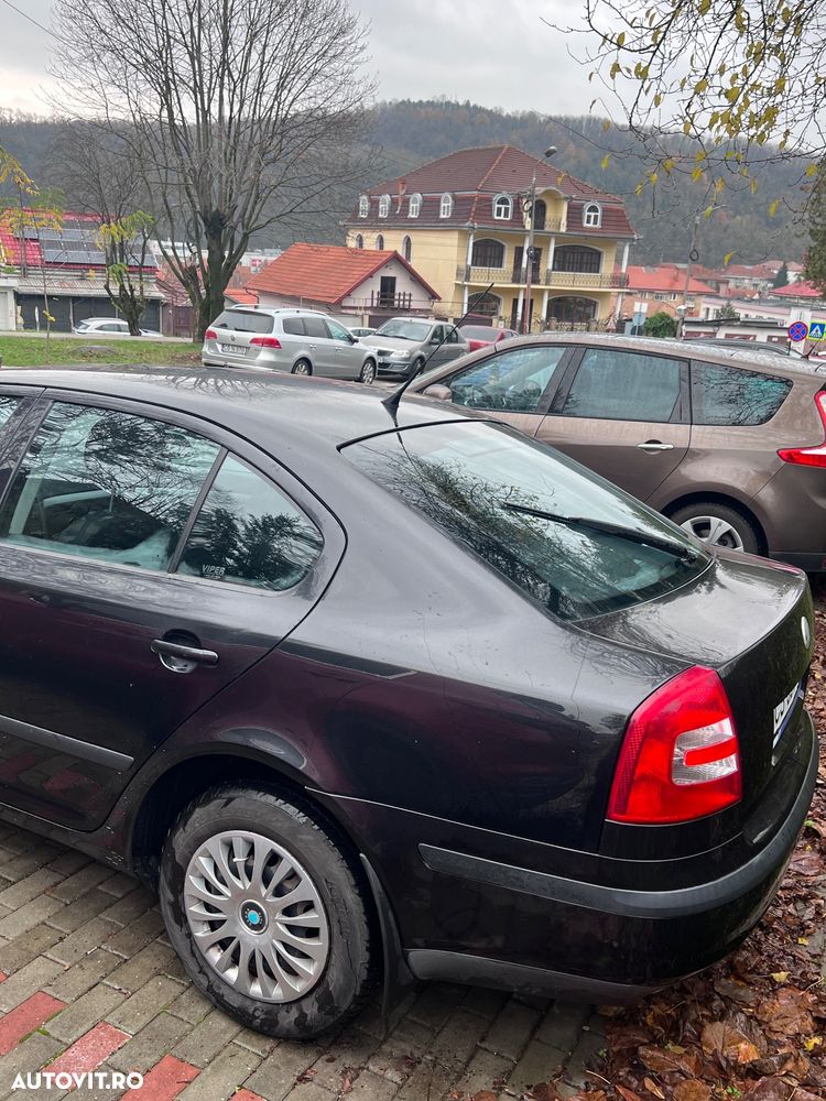 Skoda Octavia 1.6 Classic - 3