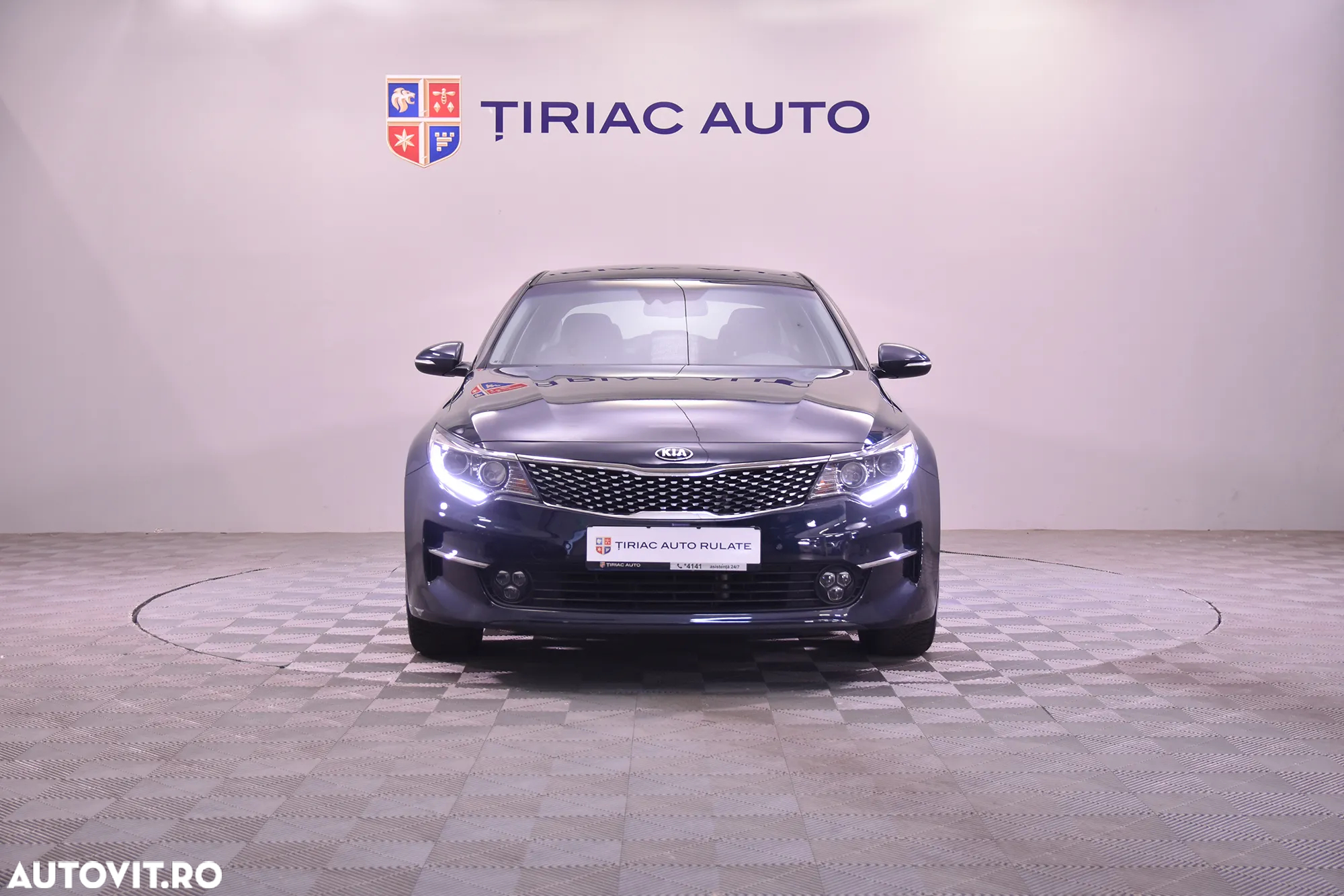Kia Optima - 8