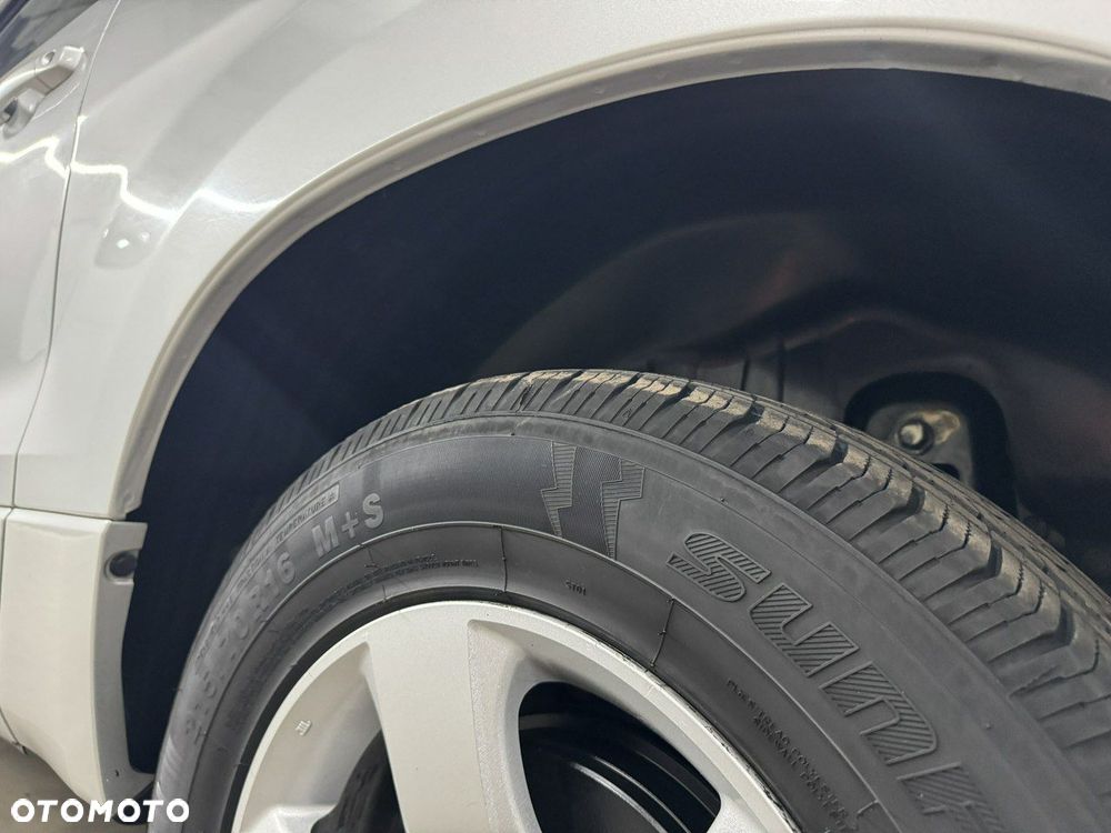 Suzuki Grand Vitara - 26