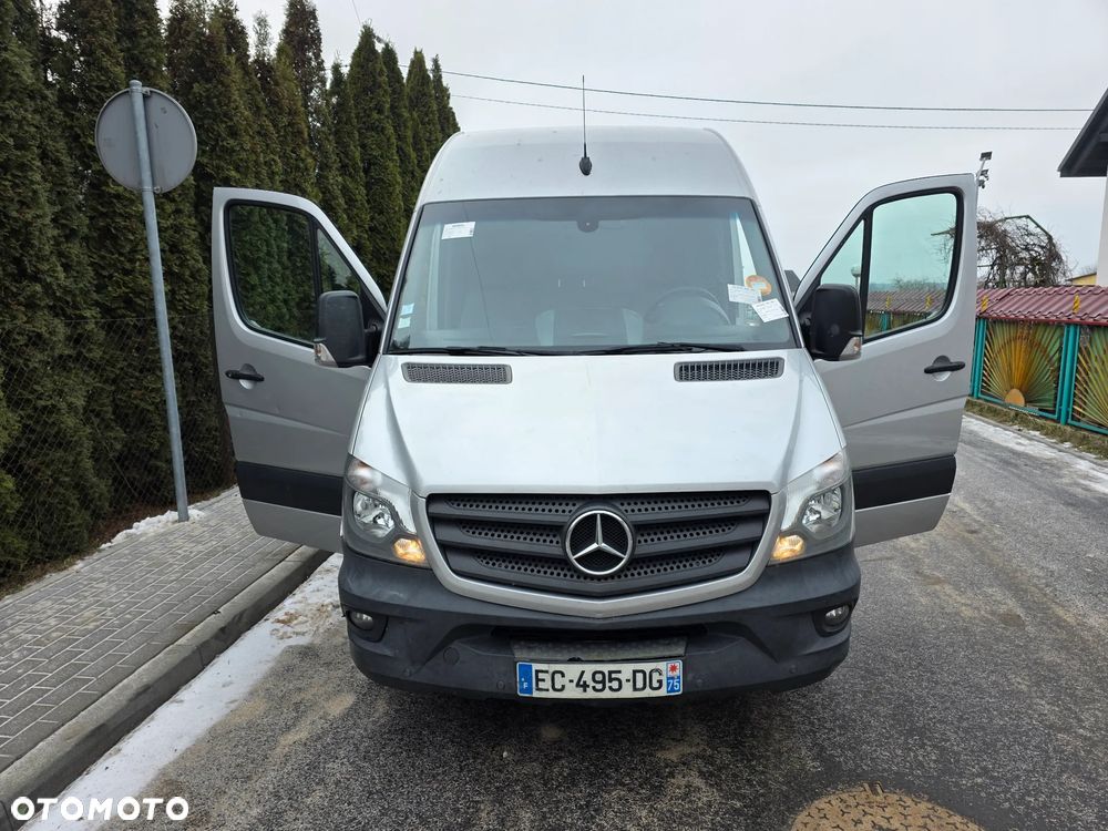 Mercedes-Benz Sprinter - 18
